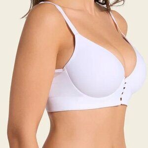 Leonisa Memory Oush-up Bra. NWT. White Size 34B